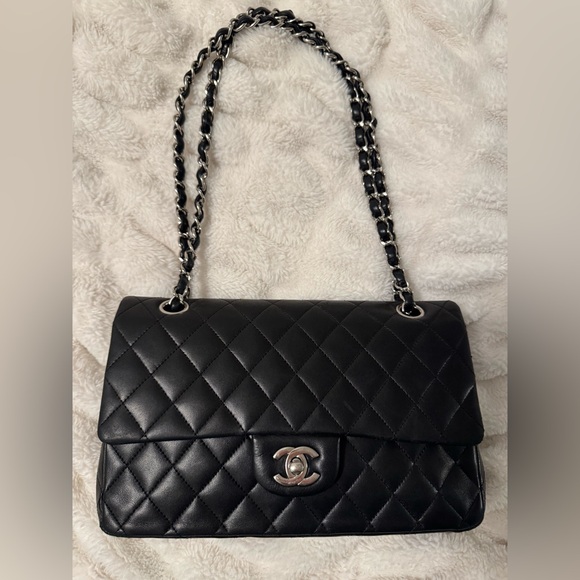 CHANEL Handbags - Chanel Classic Double Flap Medium Lambskin